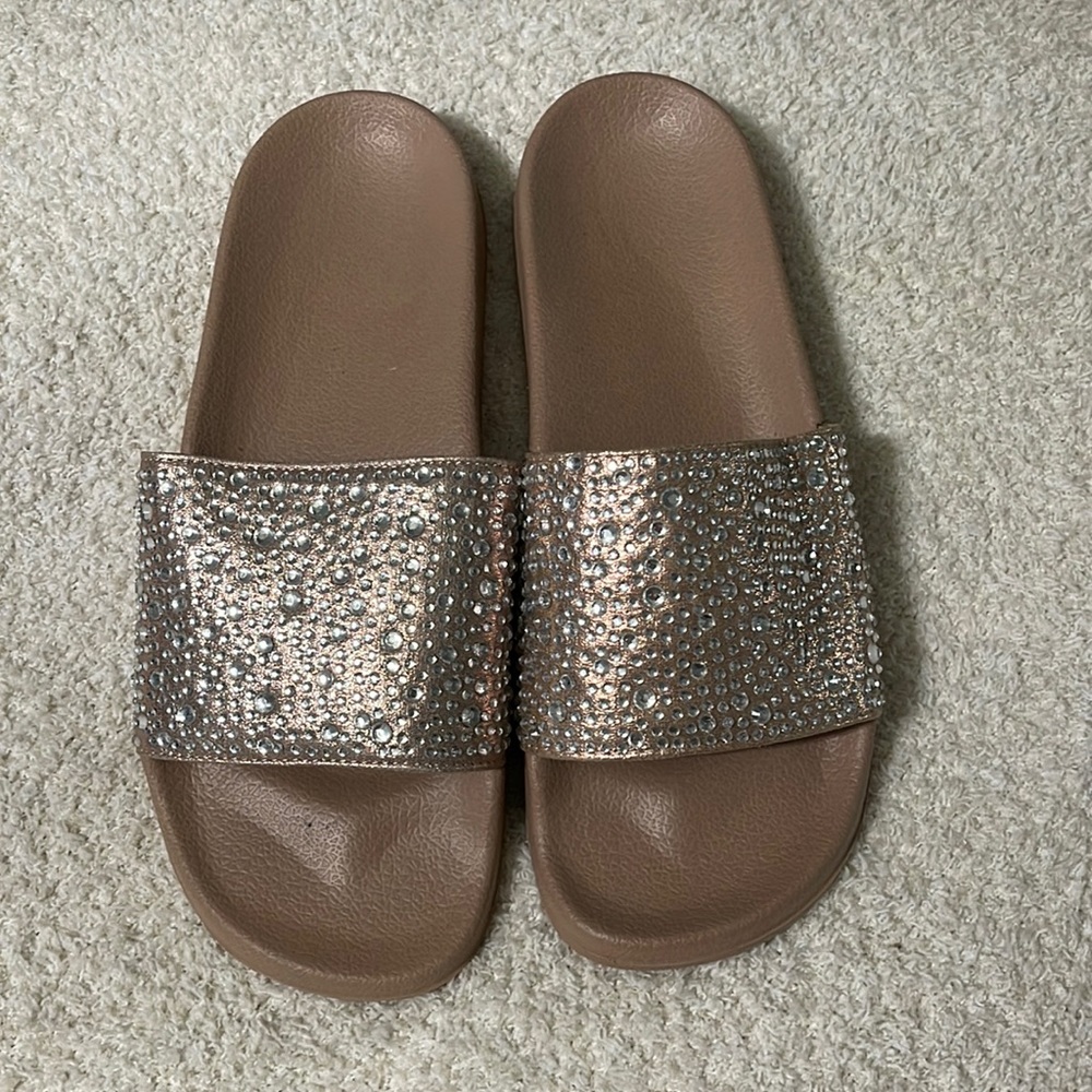 Sparkle rubber slides